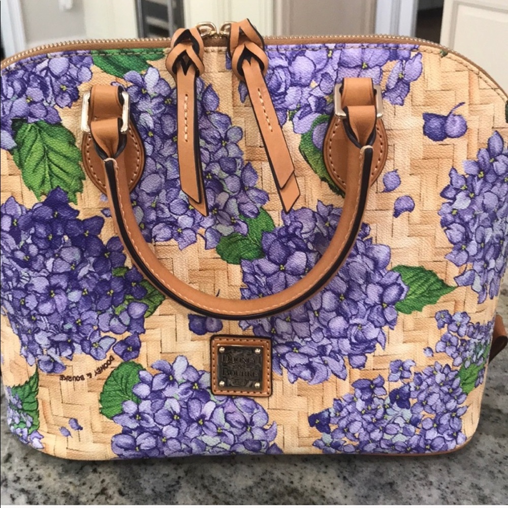 Dooney and Burke SATCHEL